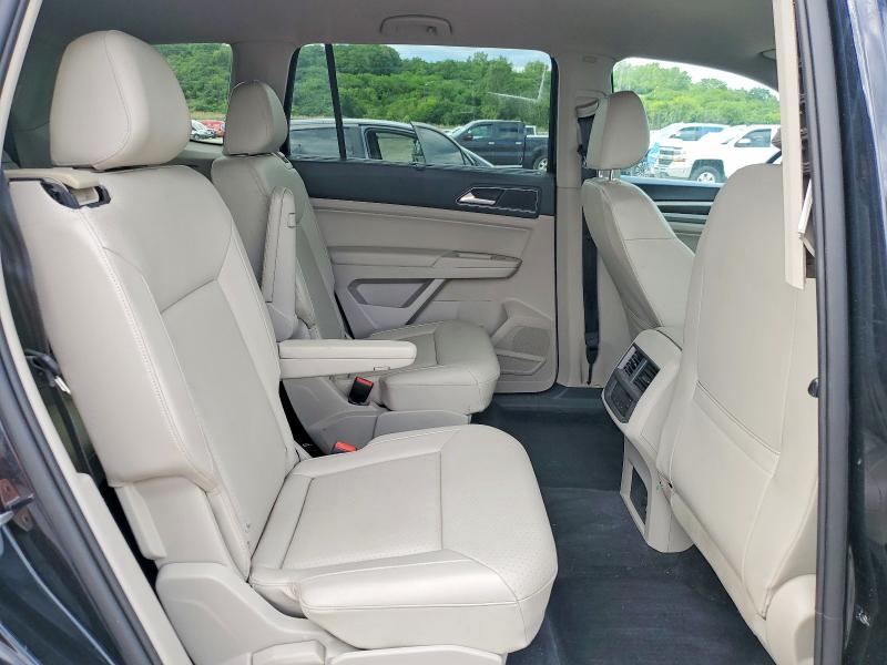 Продажа на аукционе авто 2018 Volkswagen Atlas, vin: 1V2PR2CA5JC518740, номер лота: 49134856