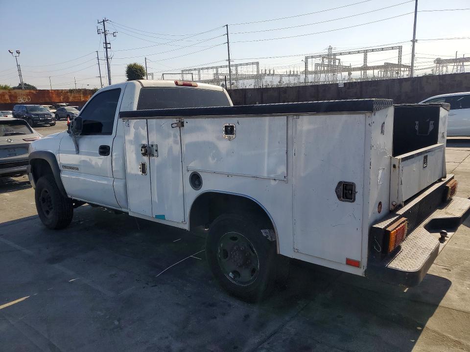 Продажа на аукционе авто 2002 Gmc Sierra, vin: 1GDHC24U12E117350, номер лота: 56126136