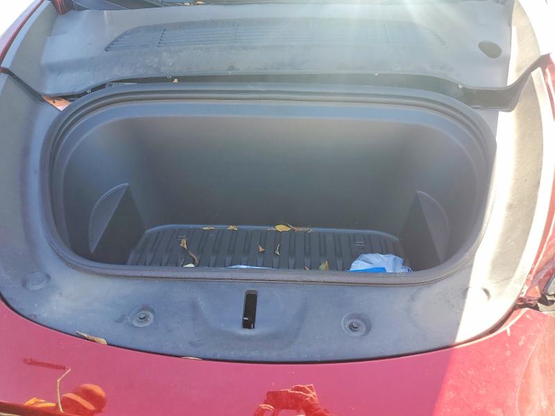 2024 Tesla Model Y მანქანა იყიდება აუქციონზე, vin: 7SAYGAEE9RF036313, აუქციონის ნომერი: 56361626