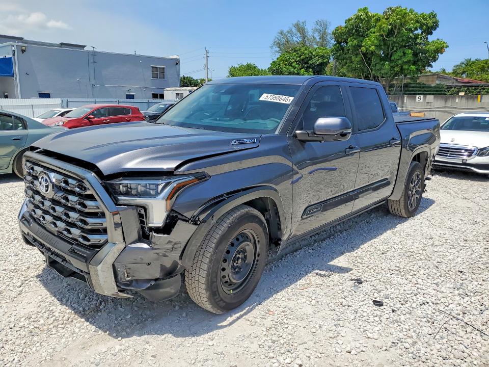 57558646 :رقم المزاد ، 5TFNC5DB1SX109342 vin ، 2025 Toyota Tundra مزاد بيع