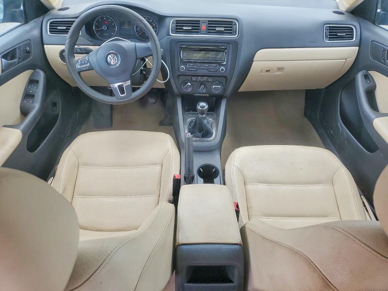 56241726 :رقم المزاد ، 3VWBP7AJ4CM110987 vin ، 2012 Volkswagen Jetta مزاد بيع