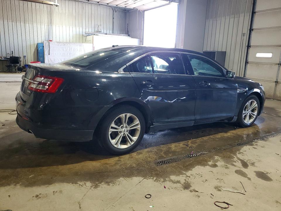 55766416 :رقم المزاد ، 1FAHP2E85FG122075 vin ، 2015 Ford Taurus مزاد بيع