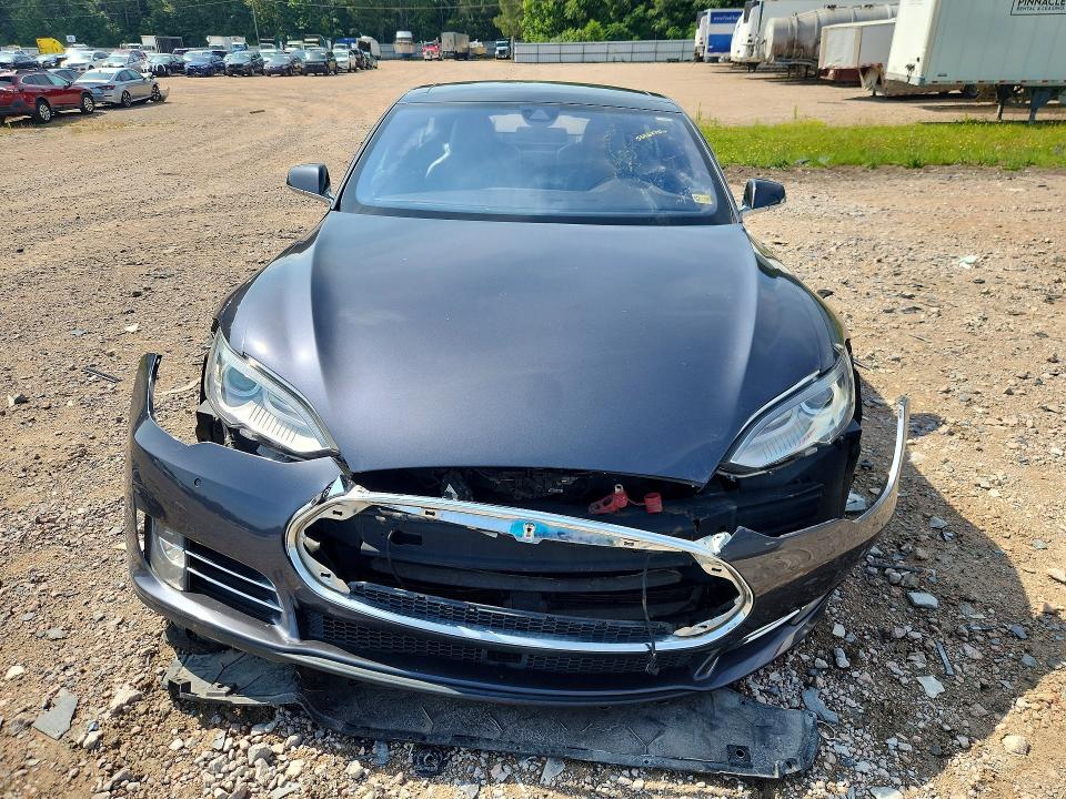 Продаж на аукціоні авто 2015 Tesla Model S, vin: 5YJSA4H27FFP78325, номер лоту: 56968156