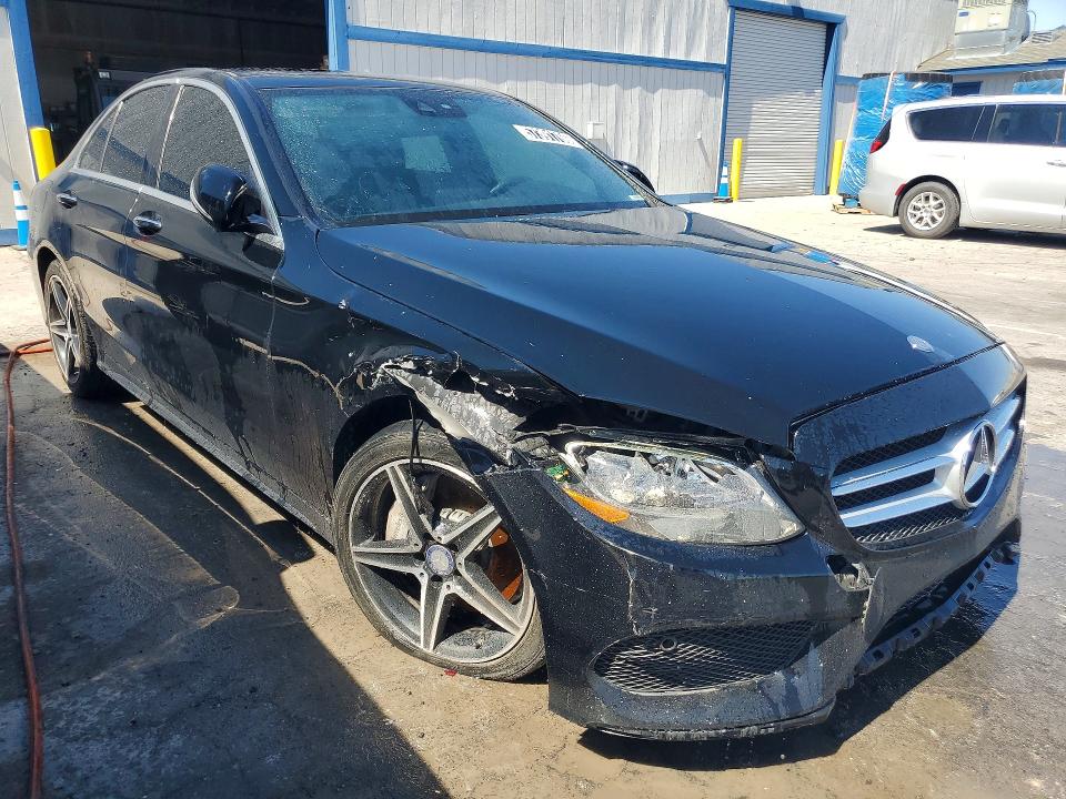 2017 Mercedes-benz C მანქანა იყიდება აუქციონზე, vin: 55SWF4KB0HU193499, აუქციონის ნომერი: 57391766