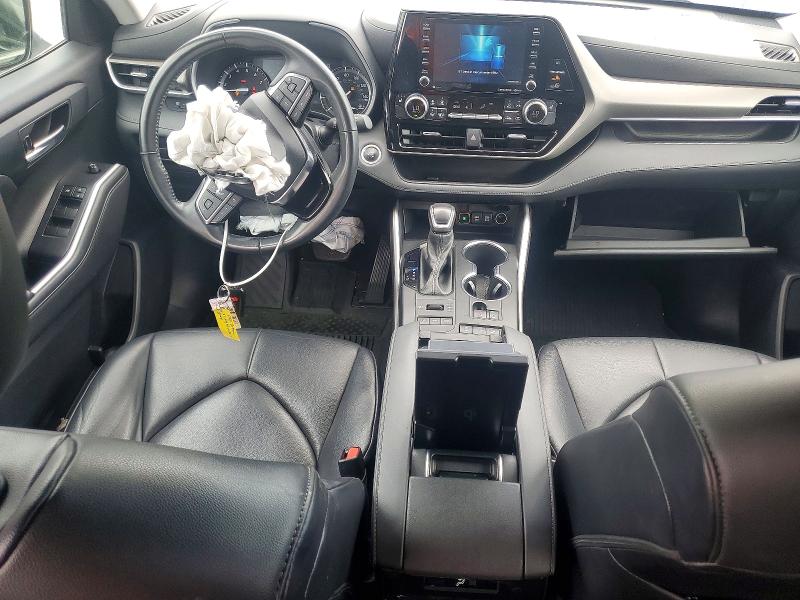 55680526 :رقم المزاد ، 5TDGZRBH1MS130061 vin ، 2021 Toyota Highlander مزاد بيع