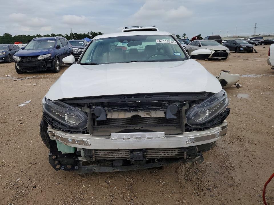 2018 Honda Accord მანქანა იყიდება აუქციონზე, vin: 1HGCV1F12JA263222, აუქციონის ნომერი: 57110766