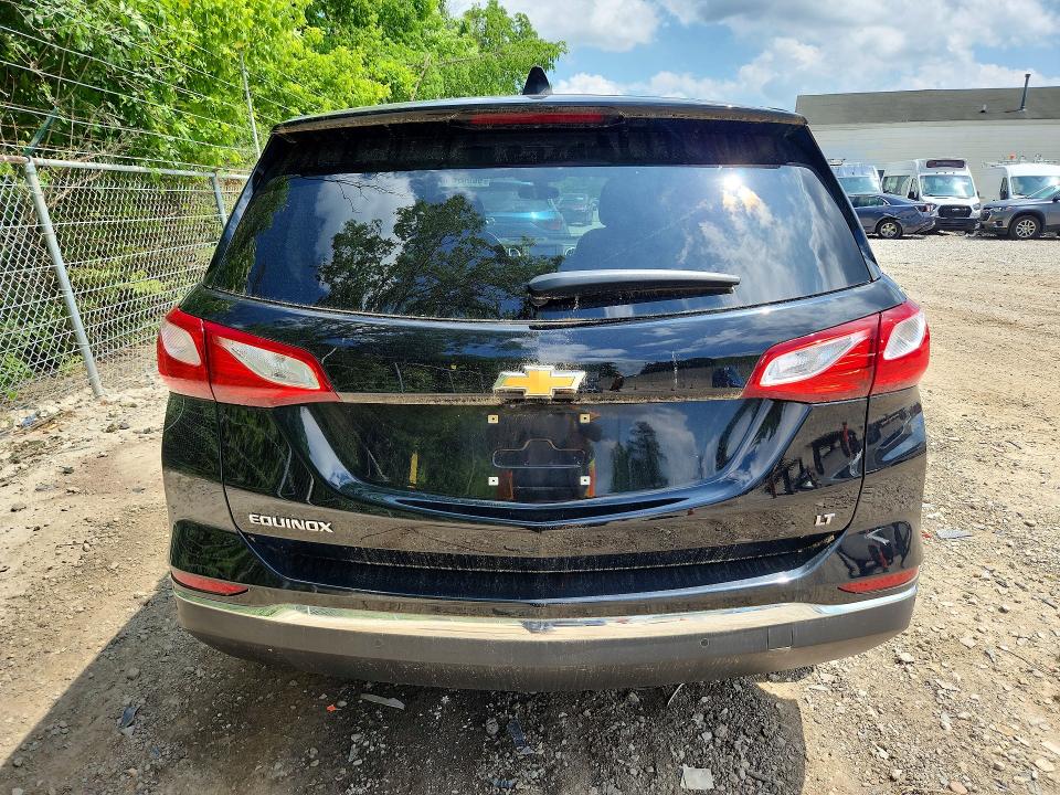 56067406 :رقم المزاد ، 2GNAXJEV8J6273388 vin ، 2018 Chevrolet Equinox مزاد بيع