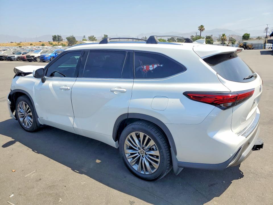 Auction sale of the 2022 Toyota Highlander, vin: 5TDEBRCH0NS101520, lot number: 56605496