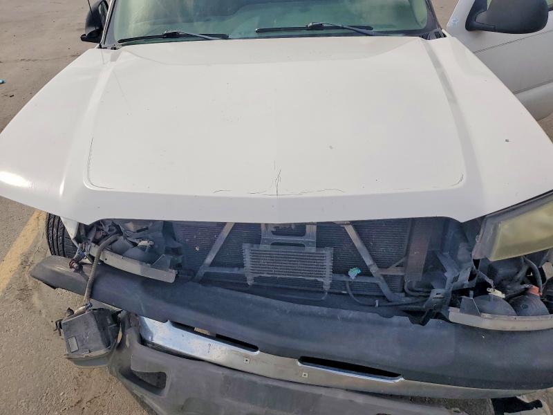 2004 Chevrolet Silverado მანქანა იყიდება აუქციონზე, vin: 1GCEC14T34Z120769, აუქციონის ნომერი: 58549746