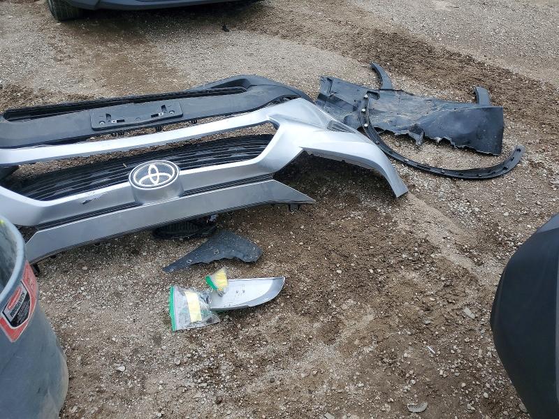 2022 Toyota Rav4 მანქანა იყიდება აუქციონზე, vin: 2T3R1RFVXNC272801, აუქციონის ნომერი: 55743616