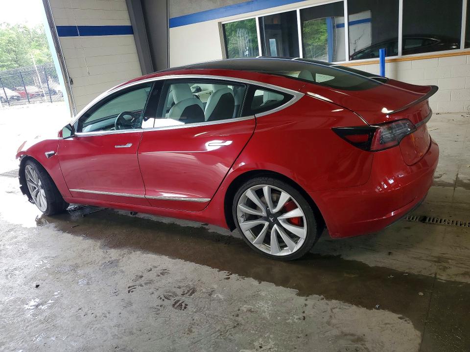 58109036 :رقم المزاد ، 5YJ3E1EB5JF074760 vin ، 2018 Tesla Model 3 مزاد بيع
