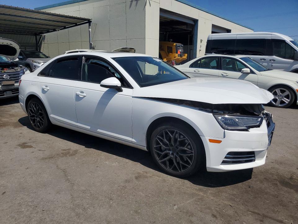 55767396 :رقم المزاد ، WAUGNAF40HN057276 vin ، 2017 Audi A4 مزاد بيع
