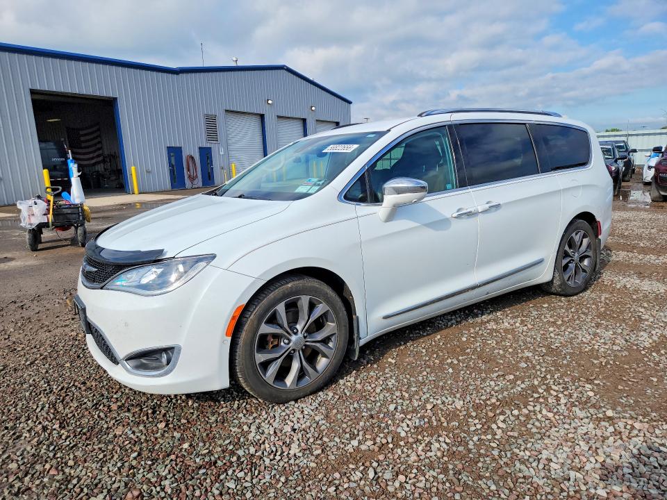 Продажа на аукционе авто 2017 Chrysler Pacifica, vin: 2C4RC1GG0HR594324, номер лота: 58822656