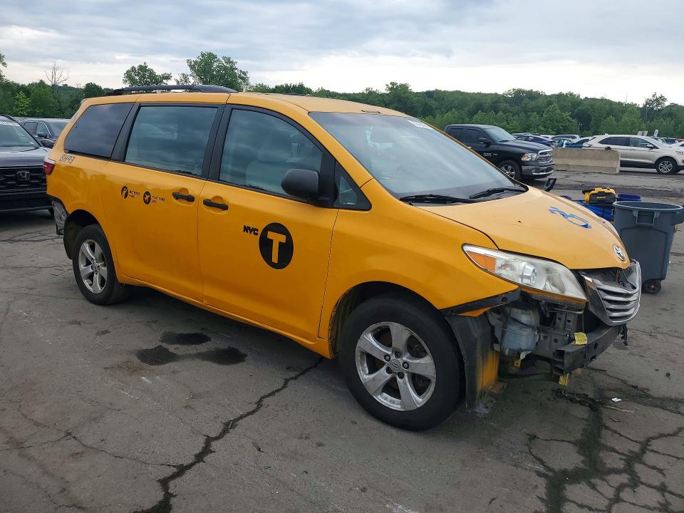 2016 Toyota Sienna მანქანა იყიდება აუქციონზე, vin: 5TDKK3DC4GS763462, აუქციონის ნომერი: 57136326