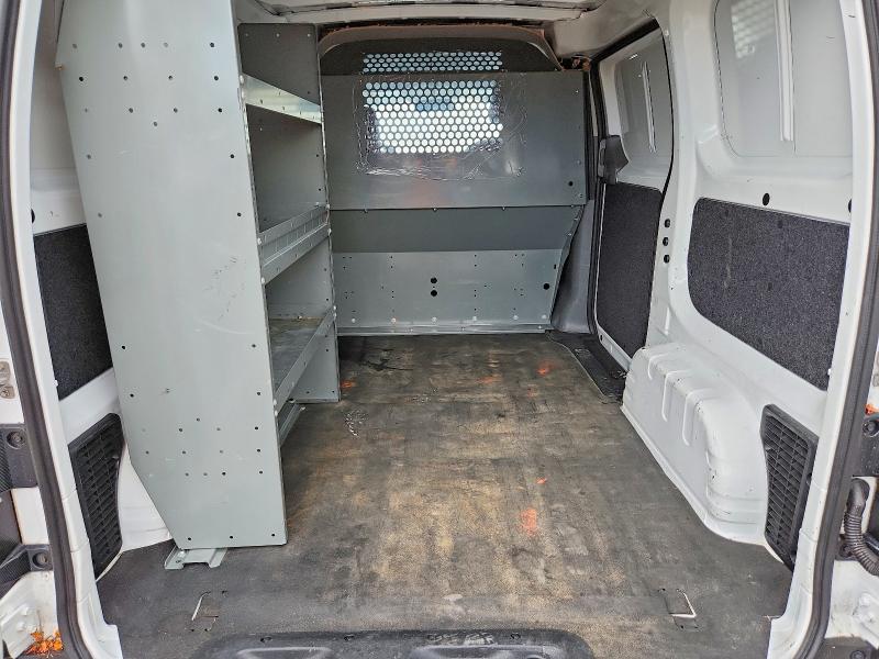 58302286 :رقم المزاد ، 3N6CM0KN9FK727968 vin ، 2015 Nissan Nv200 مزاد بيع