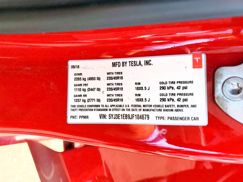 55472116 :رقم المزاد ، 5YJ3E1EB9JF104679 vin ، 2018 Tesla Model 3 مزاد بيع