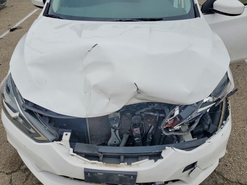 58294726 :رقم المزاد ، 3N1AB7AP1KY439075 vin ، 2019 Nissan Sentra مزاد بيع