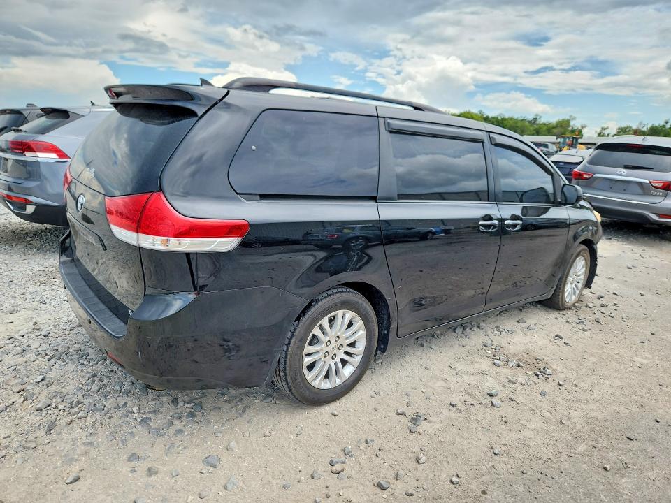 Продаж на аукціоні авто 2011 Toyota Sienna, vin: 5TDYK3DC1BS055771, номер лоту: 56663326