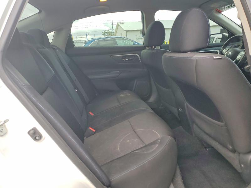 55522886 :رقم المزاد ، 1N4AL3AP4JC260724 vin ، 2018 Nissan Altima مزاد بيع