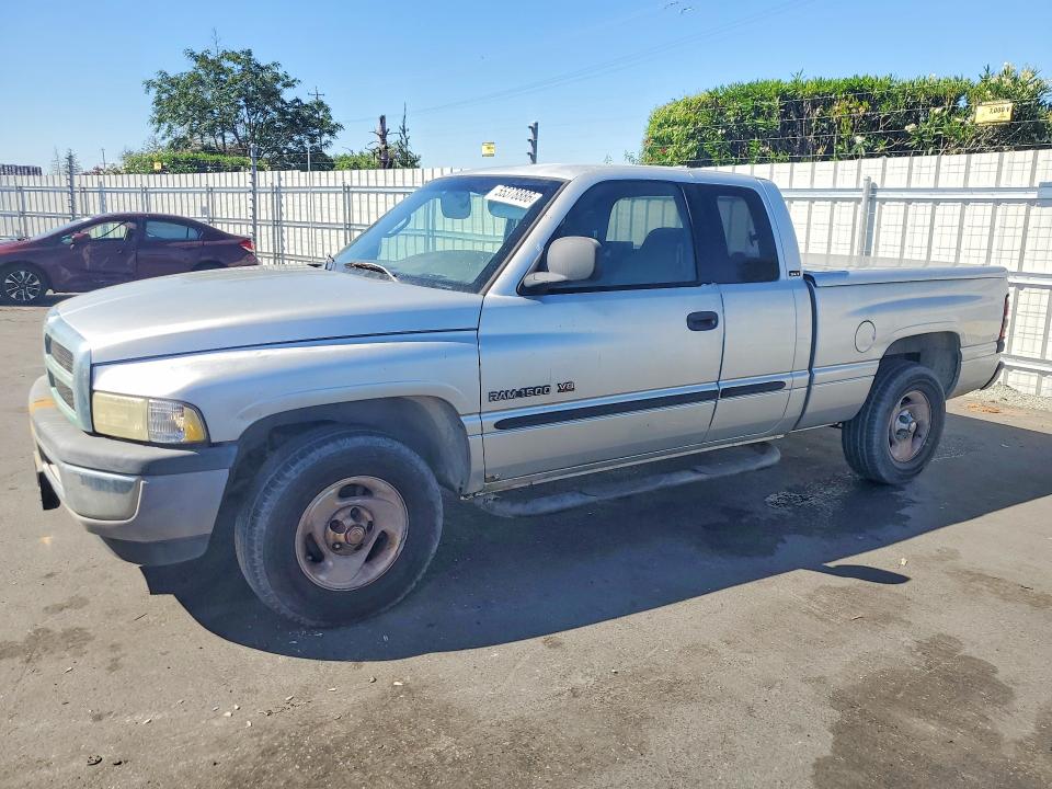 2001 Dodge Ram 1500 მანქანა იყიდება აუქციონზე, vin: 3B7HC13Y51G802381, აუქციონის ნომერი: 55378886