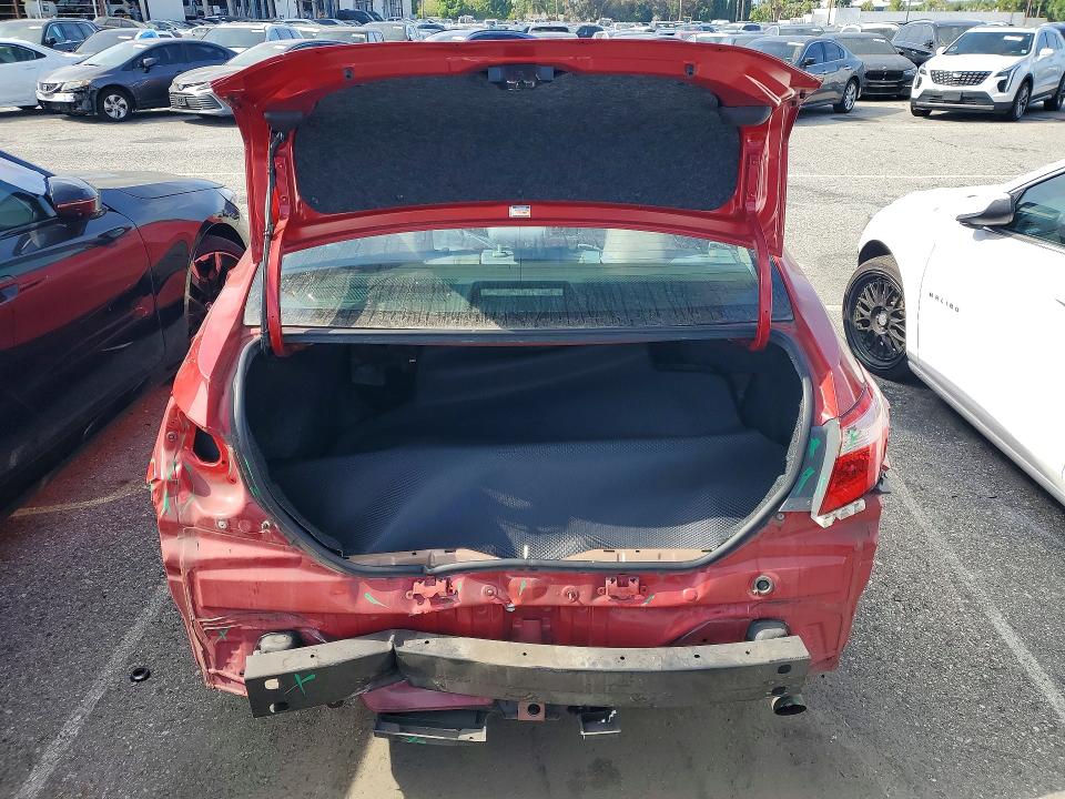 2018 Toyota Corolla მანქანა იყიდება აუქციონზე, vin: 5YFBURHE3JP842842, აუქციონის ნომერი: 56713646