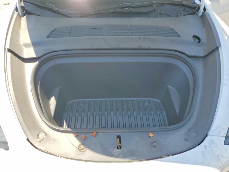 2024 Tesla Model Y მანქანა იყიდება აუქციონზე, vin: 7SAYGDEE5RF081637, აუქციონის ნომერი: 58641986
