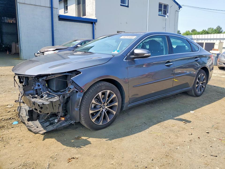 59251686 :رقم المزاد ، 4T1BK1EB4JU269269 vin ، 2018 Toyota Avalon مزاد بيع