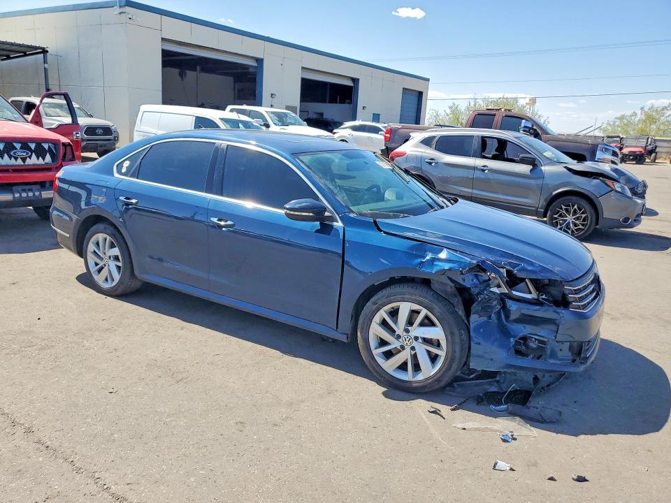 Продажа на аукционе авто 2018 Volkswagen Passat, vin: 1VWBA7A34JC043342, номер лота: 57196256