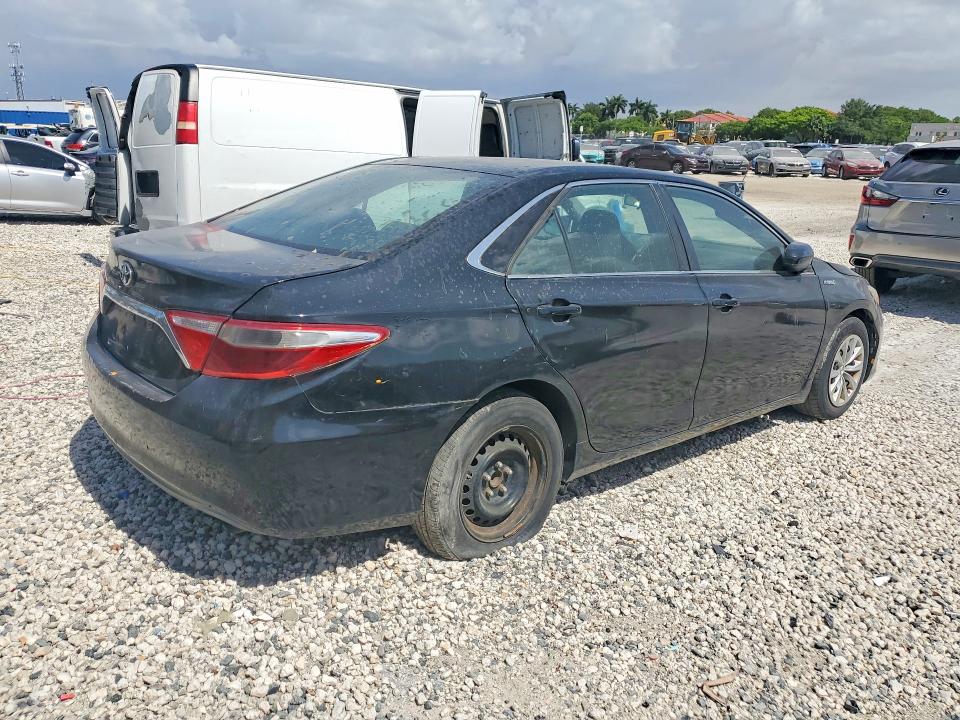 2015 Toyota Camry Hybrid მანქანა იყიდება აუქციონზე, vin: 4T1BD1FK0FU150036, აუქციონის ნომერი: 57685386