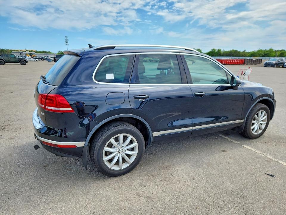 Продажа на аукционе авто 2016 Volkswagen Touareg, vin: WVGEF9BP0GD010206, номер лота: 57478856