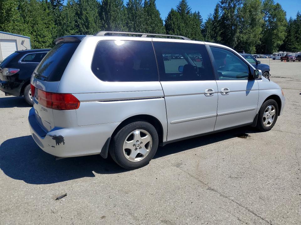 56631366 :رقم المزاد ، 2HKRL186X1H520143 vin ، 2001 Honda Odyssey مزاد بيع