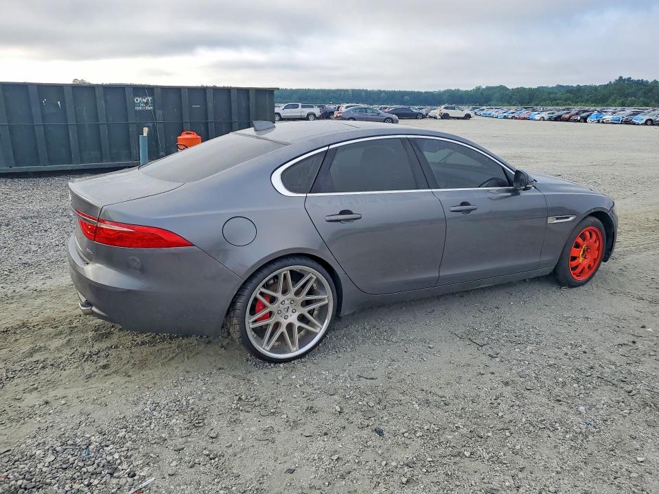 57611626 :رقم المزاد ، SAJBD4BV5GCY22929 vin ، 2016 Jaguar Xf مزاد بيع