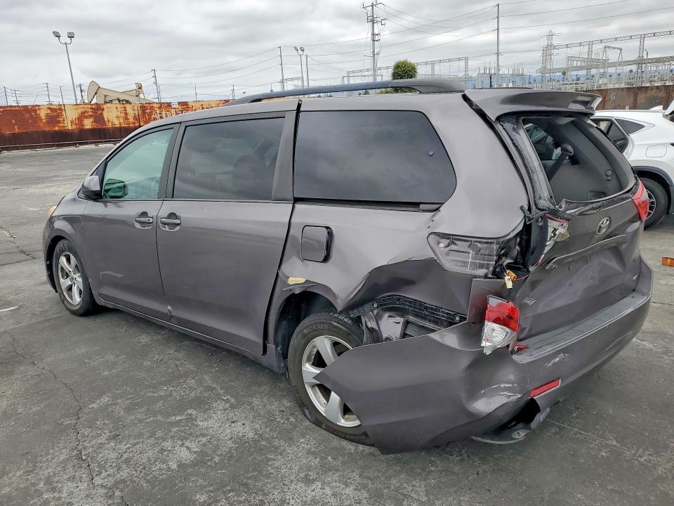 Продаж на аукціоні авто 2017 Toyota Sienna, vin: 5TDKZ3DC9HS811227, номер лоту: 56841816