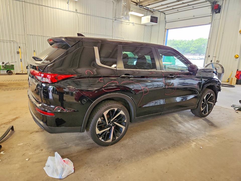 Продажа на аукционе авто 2022 Mitsubishi Outlander, vin: JA4J3TA80NZ076137, номер лота: 56240636