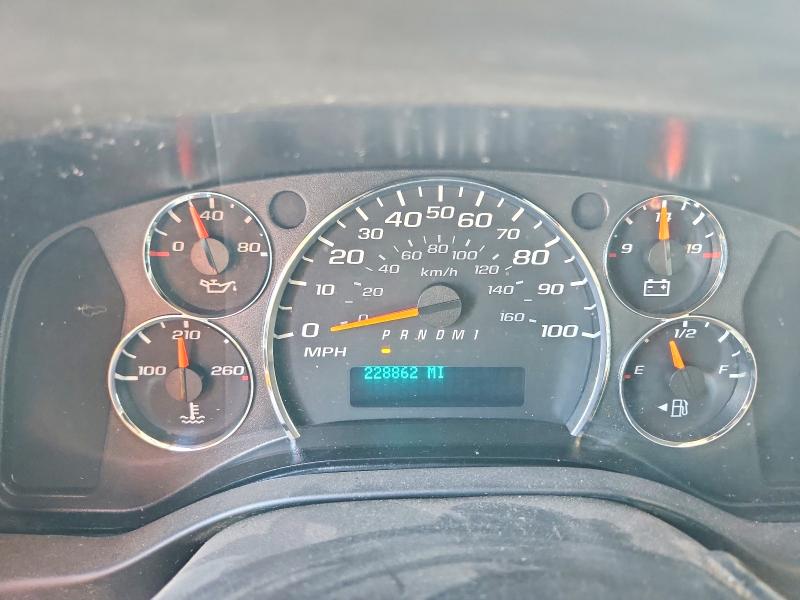 58452146 :رقم المزاد ، 1GCZGFBA7A1163915 vin ، 2010 Chevrolet Express G2500 مزاد بيع