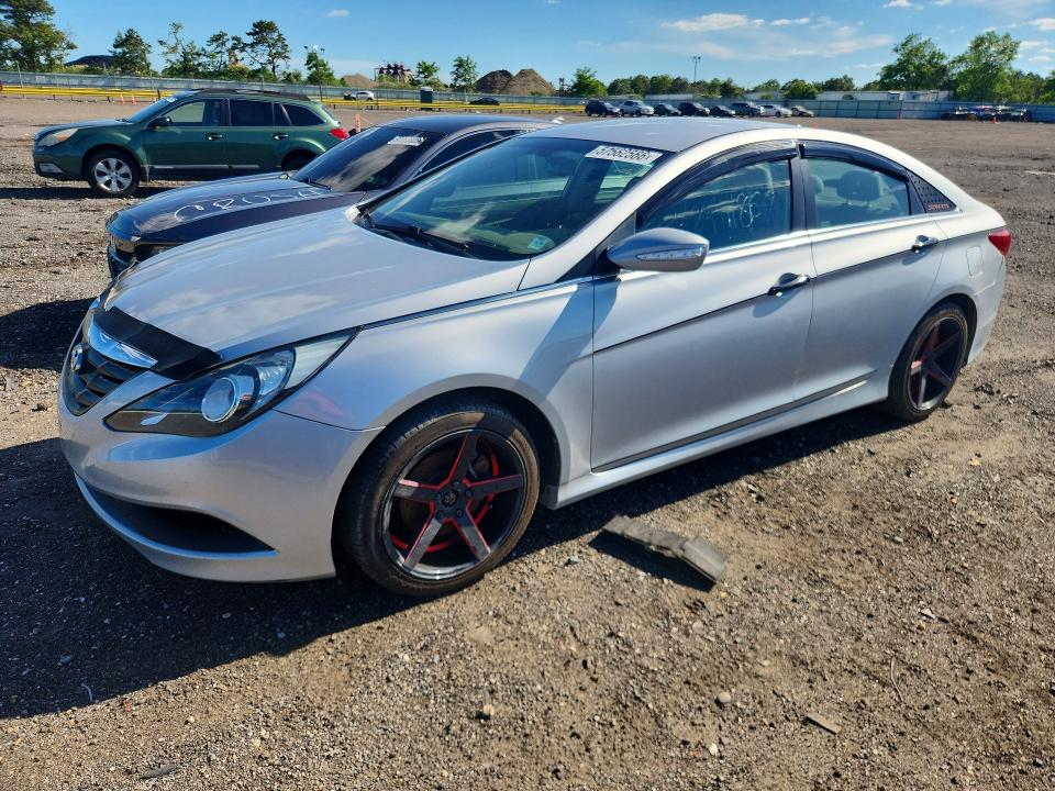 57562566 :رقم المزاد ، 5NPEB4AC6EH820531 vin ، 2014 Hyundai Sonata مزاد بيع