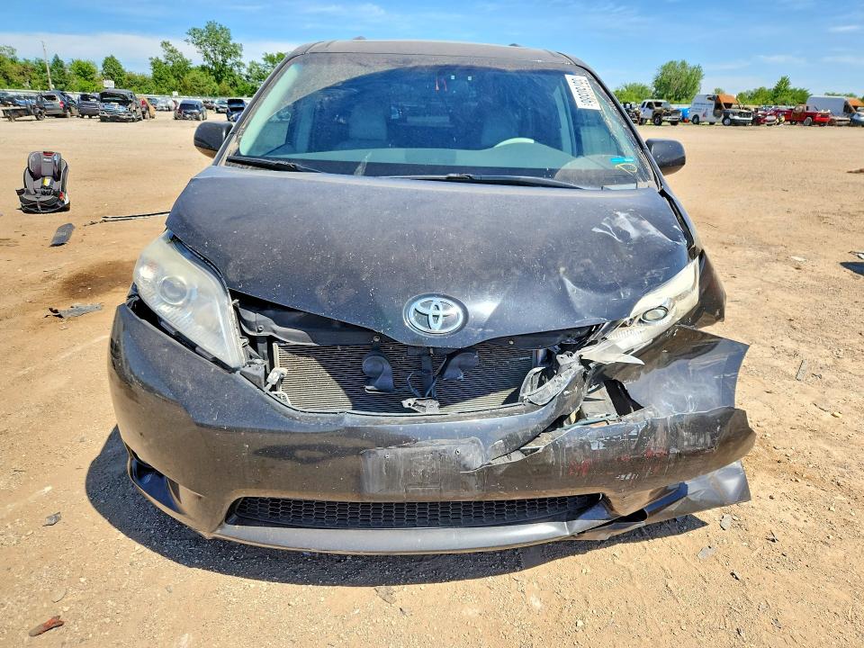 Продажа на аукционе авто 2014 Toyota Sienna, vin: 5TDYK3DC8ES493546, номер лота: 55750586