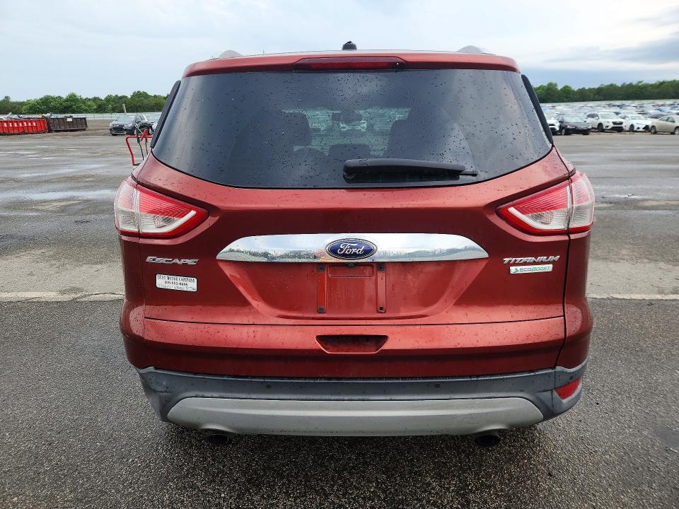 2015 Ford Escape მანქანა იყიდება აუქციონზე, vin: 1FMCU0J9XFUA20302, აუქციონის ნომერი: 57638296