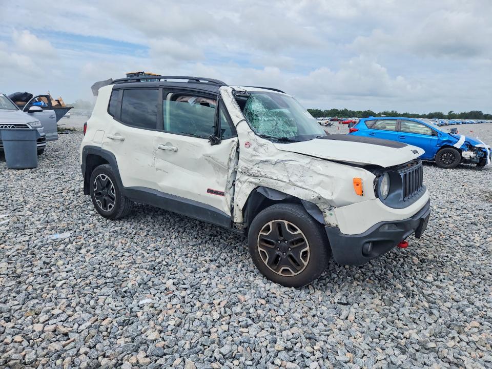 2016 Jeep Renegade მანქანა იყიდება აუქციონზე, vin: ZACCJBCT3GPD05301, აუქციონის ნომერი: 61148796