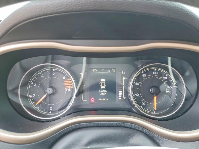 57731016 :رقم المزاد ، 1C4PJLCB8GW125619 vin ، 2016 Jeep Cherokee مزاد بيع