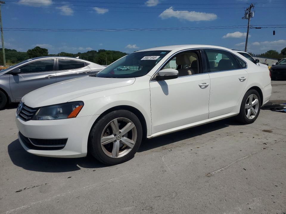 59021046 :رقم المزاد ، 1VWBH7A35DC119683 vin ، 2013 Volkswagen Passat مزاد بيع