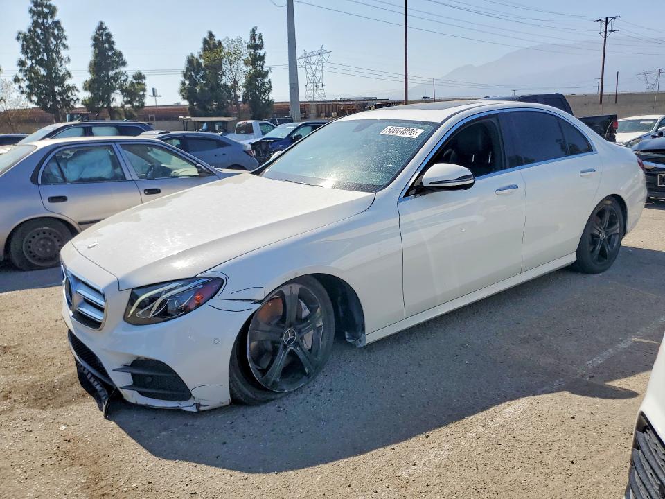 58064096 :رقم المزاد ، WDDZF4JB4HA094389 vin ، 2017 Mercedes-benz E مزاد بيع