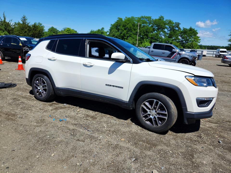 57332996 :رقم المزاد ، 3C4NJDBB9LT139978 vin ، 2020 Jeep Compass مزاد بيع
