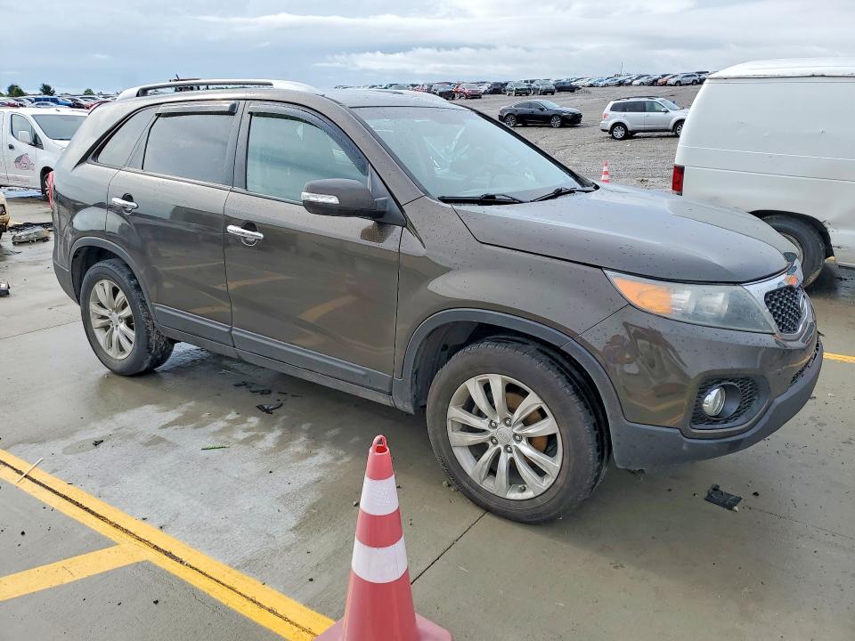 Продаж на аукціоні авто 2011 Kia Sorento, vin: 5XYKU3A14BG147389, номер лоту: 56575236