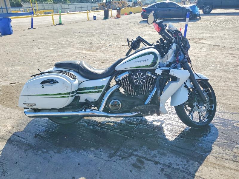 56810176 :رقم المزاد ، JKBVNRK17GA009015 vin ، 2016 Kawasaki Vn1700 مزاد بيع
