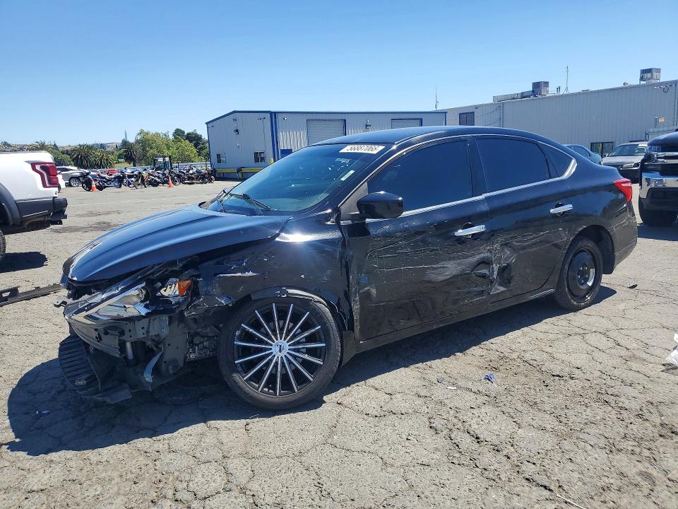 Продажа на аукционе авто 2018 Nissan Sentra, vin: 3N1AB7AP0JY213446, номер лота: 56887066