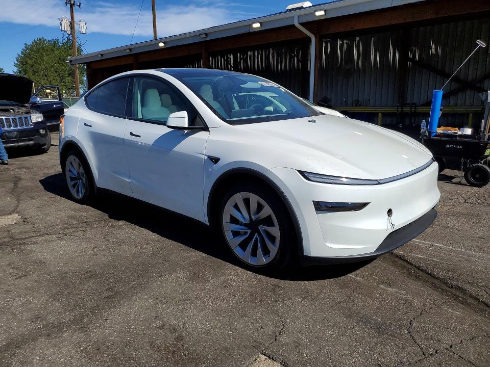Продажа на аукционе авто 2026 Tesla Model Y, vin: 7SAYGDEE1TF336307, номер лота: 57540956