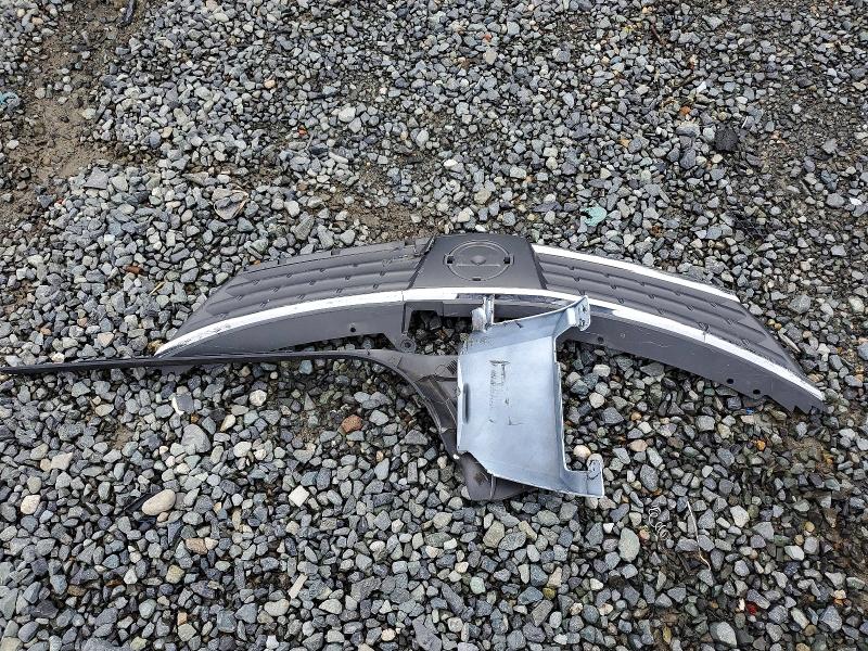 56658446 :رقم المزاد ، 3N1BC13E38L384032 vin ، 2008 Nissan Versa مزاد بيع