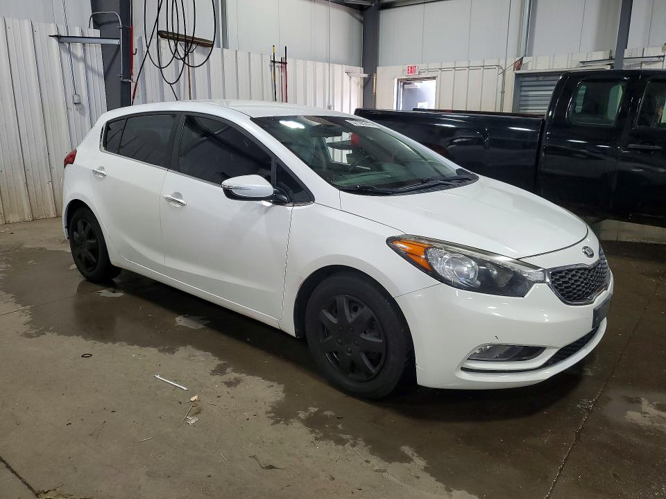 2016 Kia Forte მანქანა იყიდება აუქციონზე, vin: KNAFX5A88G5529018, აუქციონის ნომერი: 57195316
