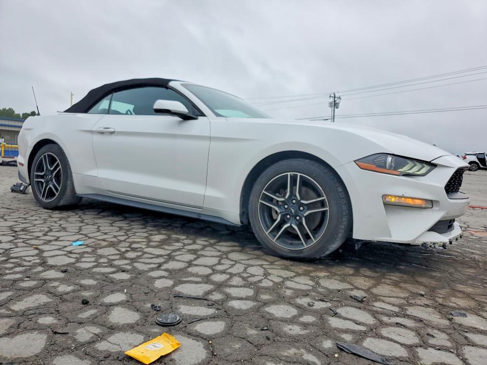 Продажа на аукционе авто 2018 Ford Mustang, vin: 1FATP8UH6J5111766, номер лота: 55568456